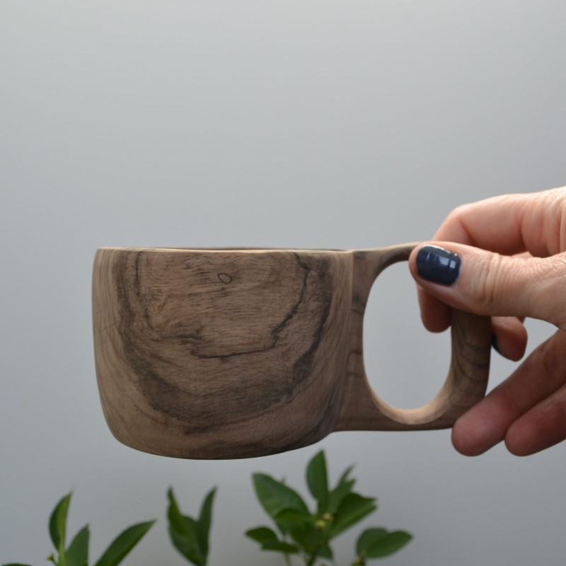 mug en bois